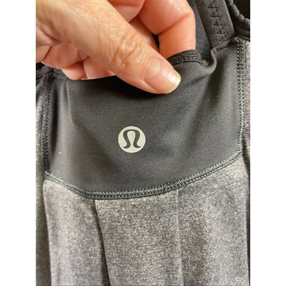 Lululemon Power Technique Black and Gray Top Size 4 - Picture 4 of 9